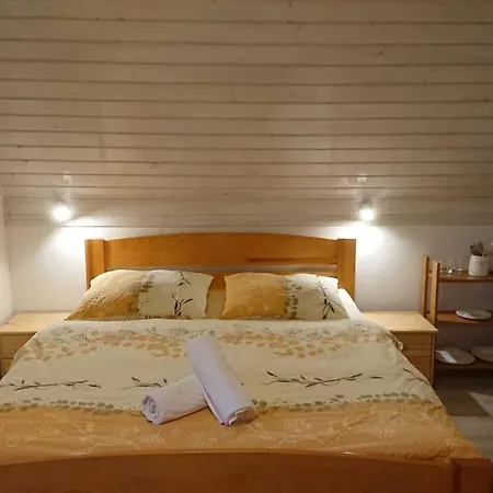 Pod Zaglami Homestay *