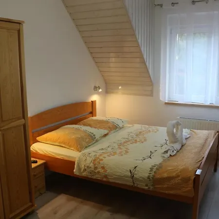 Pod Zaglami Homestay Pobierowo