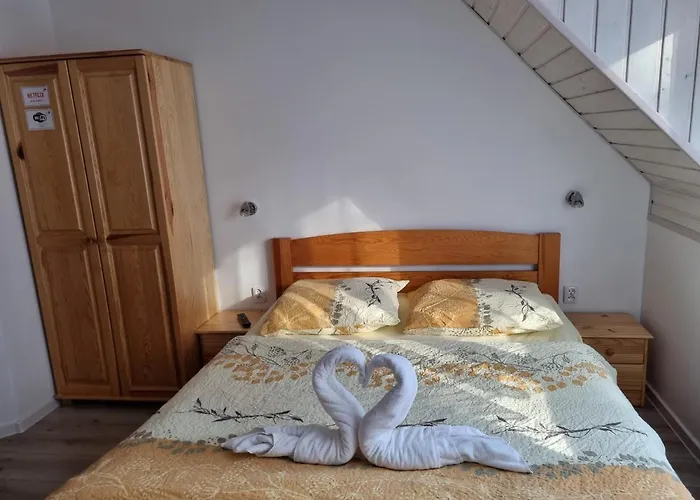 Pod Zaglami Pobierowo